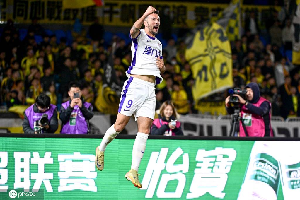 中超最佳阵容：李源一2助攻救主泰山 津门虎锋霸连场双响