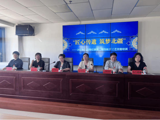 乌拉特后旗：乡村巾帼追梦人刺绣培训班“绣”出新风尚