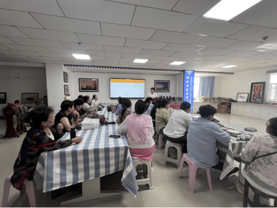 乌拉特后旗：乡村巾帼追梦人刺绣培训班“绣”出新风尚