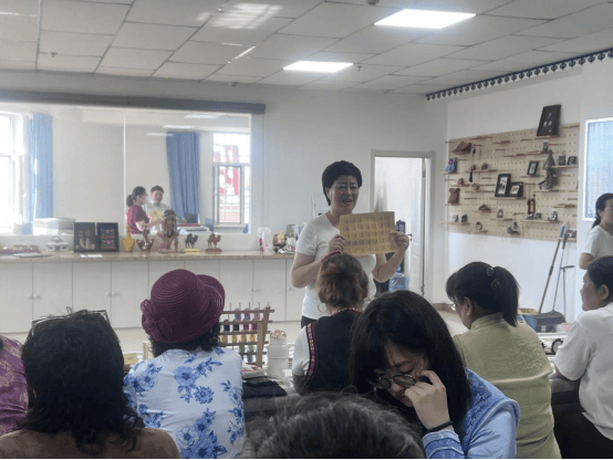 乌拉特后旗：乡村巾帼追梦人刺绣培训班“绣”出新风尚