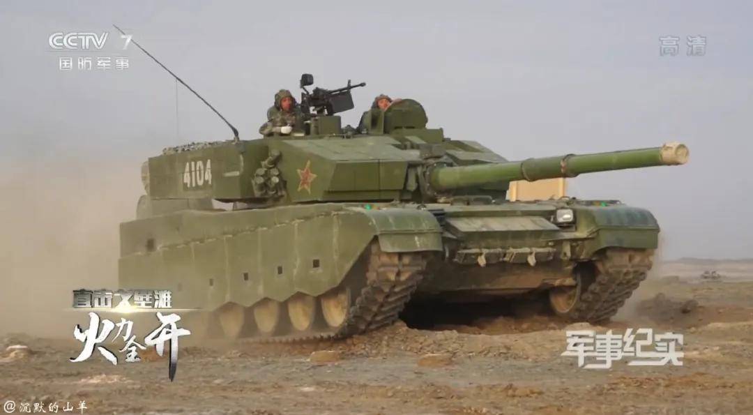 最近突然爆火采访!吴京:坦克没有后视镜的——为啥会被网友喷?