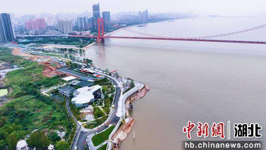 武昌湾1956公园“十一”正式开放