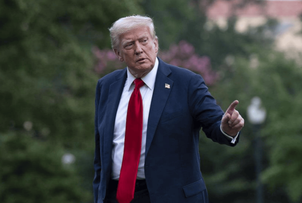 特朗普话音刚落,拉夫罗夫通告全球:敢击落俄战机,一切后果自负!