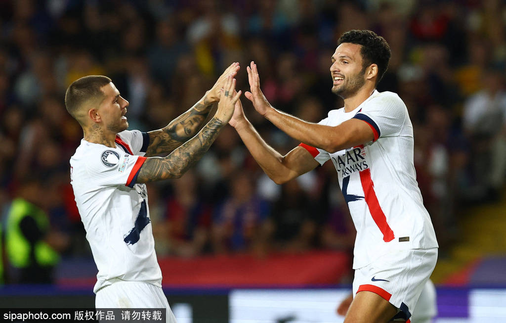 欧冠-费兰建功拉莫斯第90分钟绝杀 巴黎客场2-1逆转巴萨