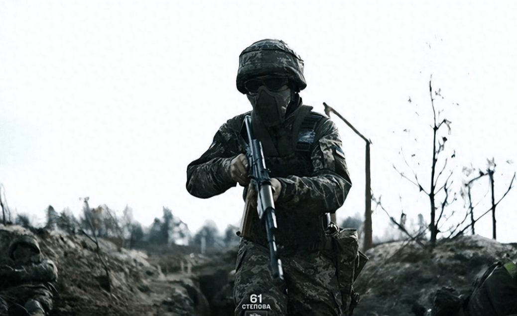 俄19个集团军投入战场,乌军计划重返库尔斯克,特普会将再次举行 俄19个集团军投入战场,乌军计划重返库尔斯克,特普会将再次举行